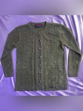 Vntg Fairy Grunge Olive Knit Cardigan w side slits Floral Embroidery whimsigoth